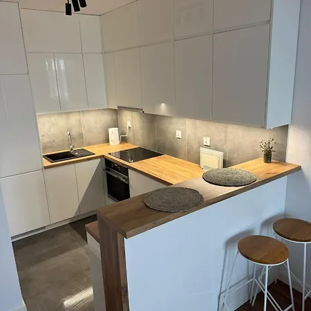 Self Check In Lubelska Free Parking Daire